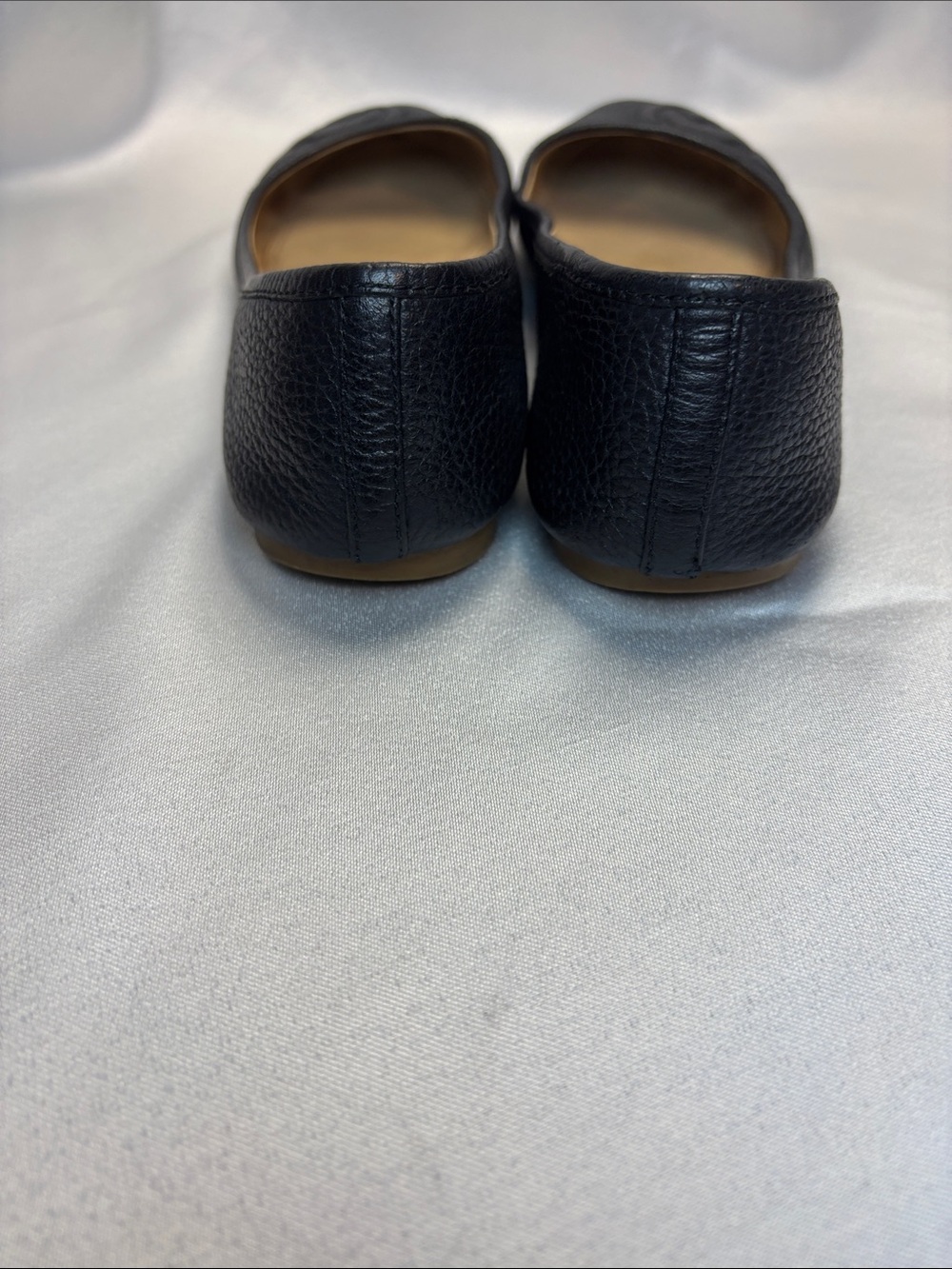 Tory Burch Black Pebbled Leather Logo Ballet Flats - Picture 4 of 10
